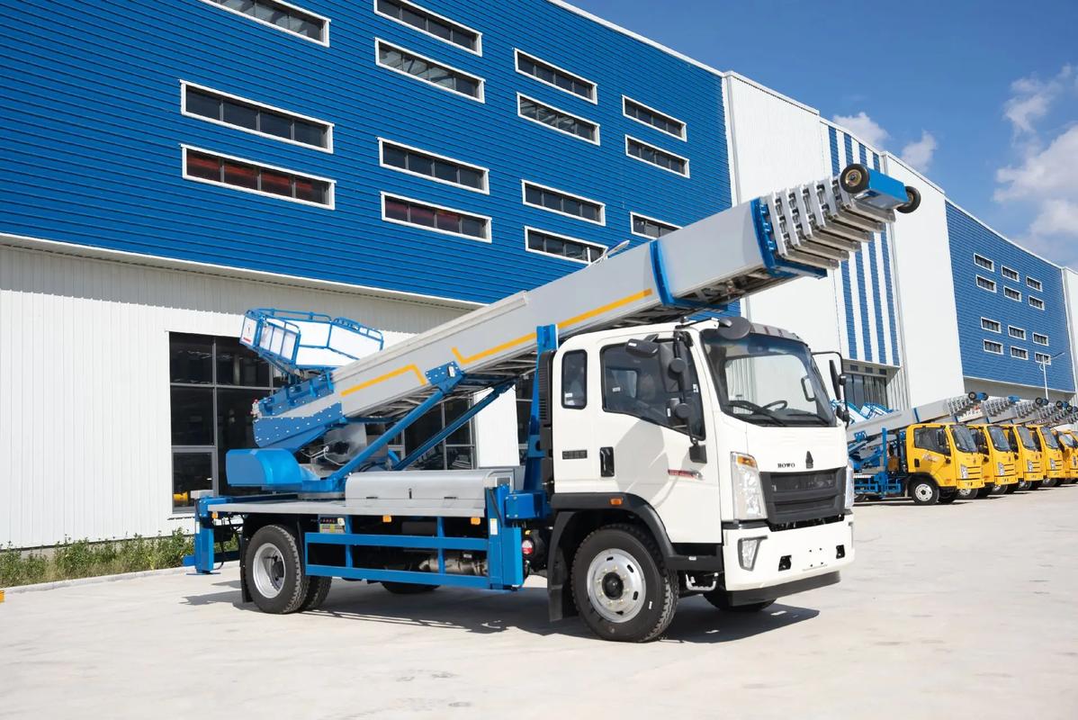 馆陶县出租云梯车高空作业车 建筑垃圾搬运